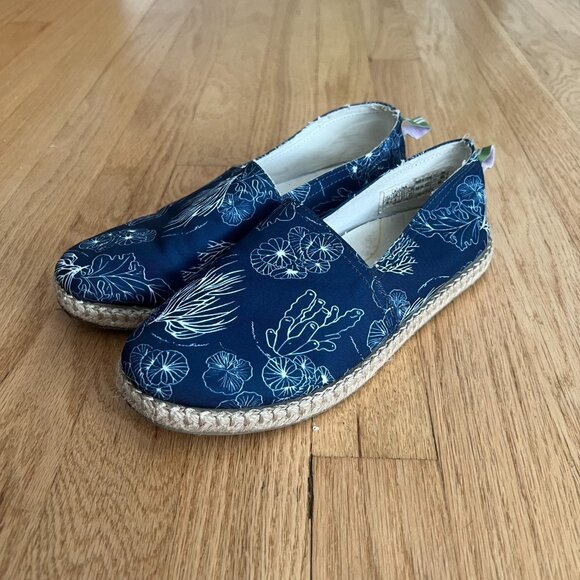 Vionic Beach Laguna Pismo Coral Blue Canvas Slip On Shoes Women's Size 6 - Picture 1 of 9